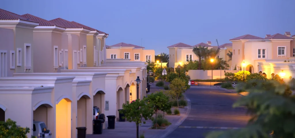 Top Areas to Buy Property in Dubai for Best Returns